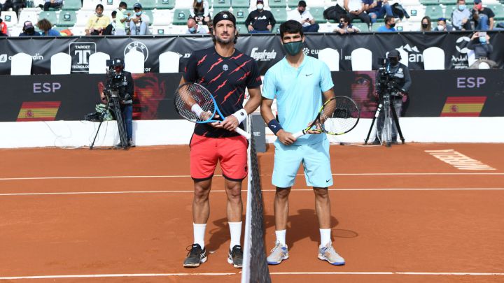 La juventud de Alcaraz supera al fino tenis clásico de Feliciano