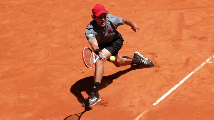 Thiem sobrevive a Isner y pisa sus cuartas semifinales seguidas