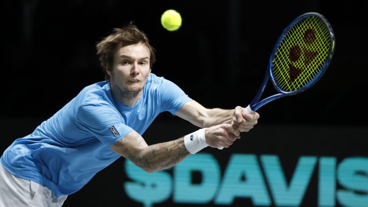 28/11/21 COPA DAVIS DE TENIS FASE DE GRUPOS KAZAJISTAN vs CANADA BUBLIK vs POSPISIL