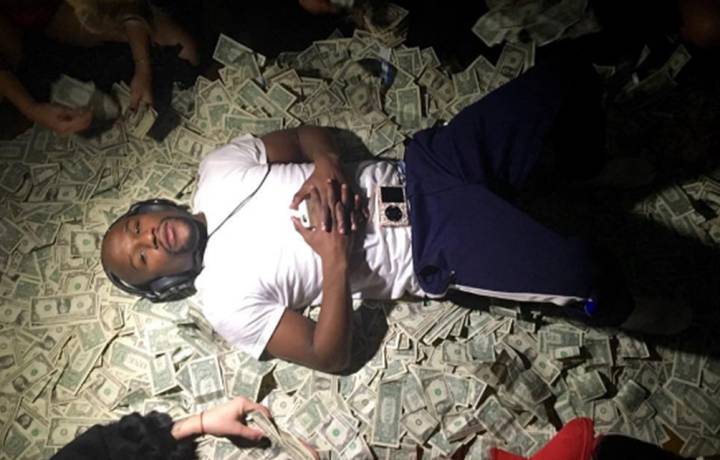 Mayweather contrata a Drake y Justin Bieber para el cumpleaños de su hija