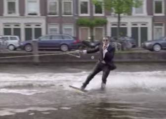 El 'wakeboarding' con smokig es posible en Ámsterdam