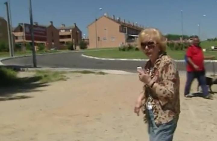 La madre de Francisco Granados abofetea a una periodista de Cuatro