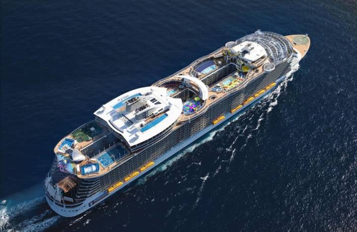 Protestan por las emisiones del crucero más grande del mundo