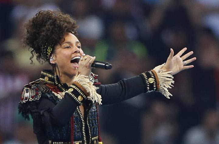 Alicia Keys dice adiós al maquillaje