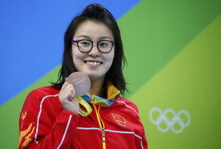 Una nadadora china explica que no rindió por tener la regla