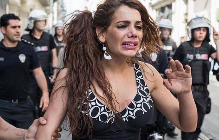 Hande Kader, activista transexual, encontrada muerta en Estambul