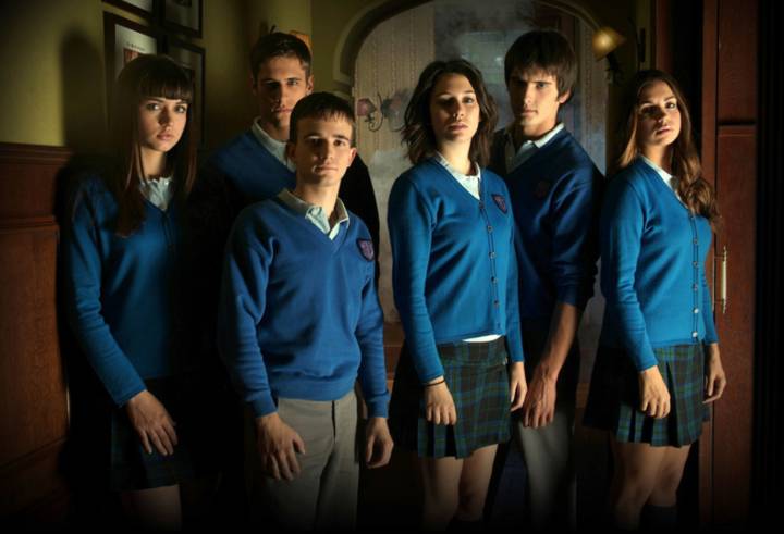 Actores de El internado se reencuentran en Instagram