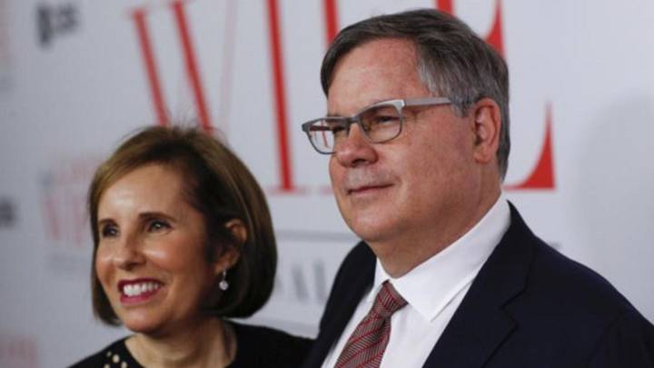 Robert y Michelle King, los creadores de 'The good wife'. Foto Twitter.