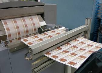 Así se fabrican los décimos de la Lotería de Navidad