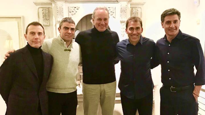 Míchel ha compartido una imagen de su encuentro con Bertín Osborne para el programa de la Quinta del Buitre de Mi casa es la tuya. En ella también están Butragueño, Sanchís y Martín Vázquez. Twitter @MichelGonzalez