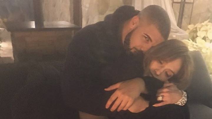 Drake y Rihanna alimentan los rumores de una relación
