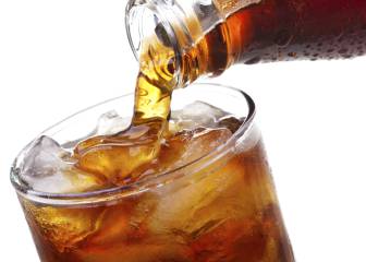Los peligrosos riesgos de las bebidas light