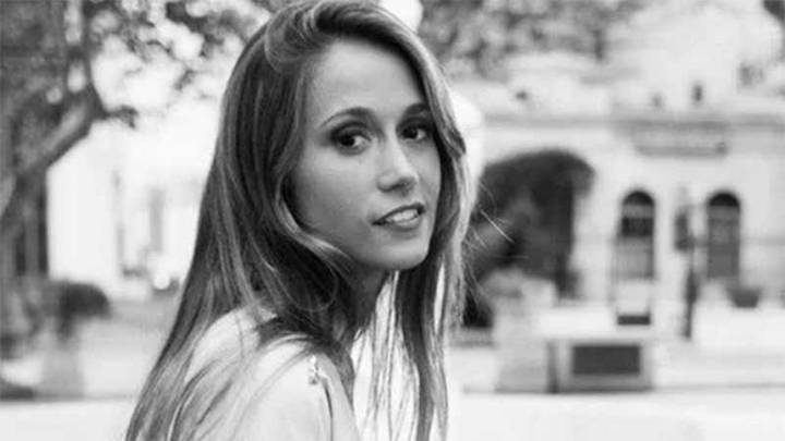 Carla, la hermana de Antonella que acaparó flashes