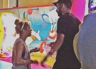 Piqué y Shakira se dejan ver en unas fiestas populares