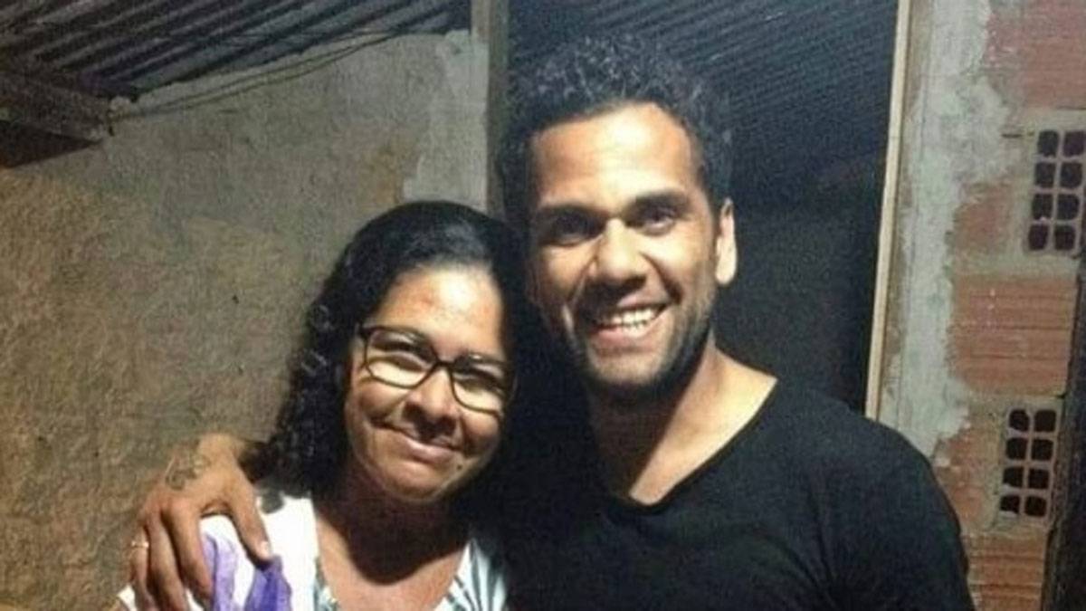 La tragedia familiar que sacude a Dani Alves La tragedia familiar que sacude a Dani Alves