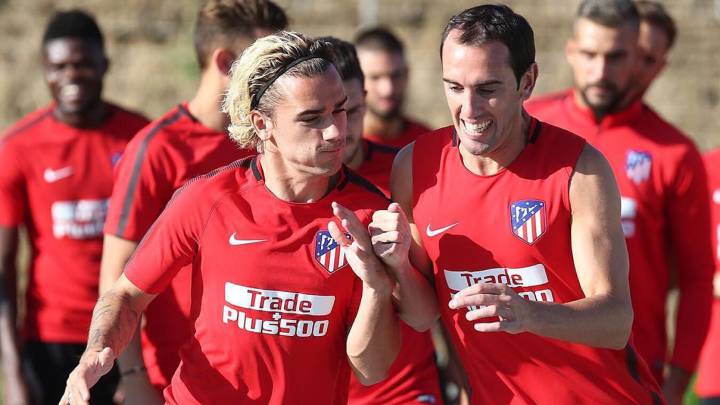 Griezmann le devuelve las risas a Godín con una foto