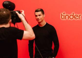 Los futbolistas y técnicos que triunfarían en Tinder