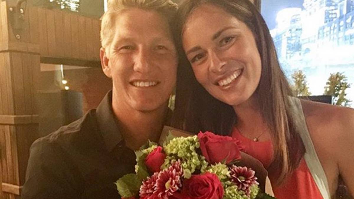 Ana Ivanovic y Bastian Schweinsteiger en una foto de Instagram.