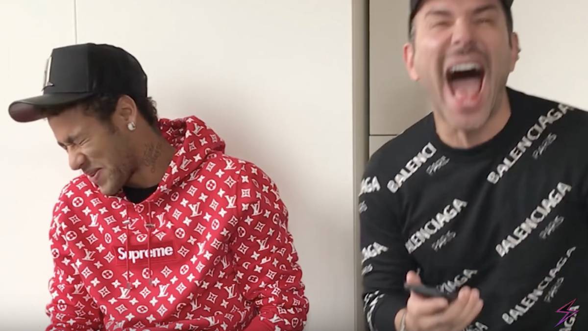 Neymar come gusanos antes que hablar de Demi Lovato, Hamilton o Bieber. Imagen: Youtube