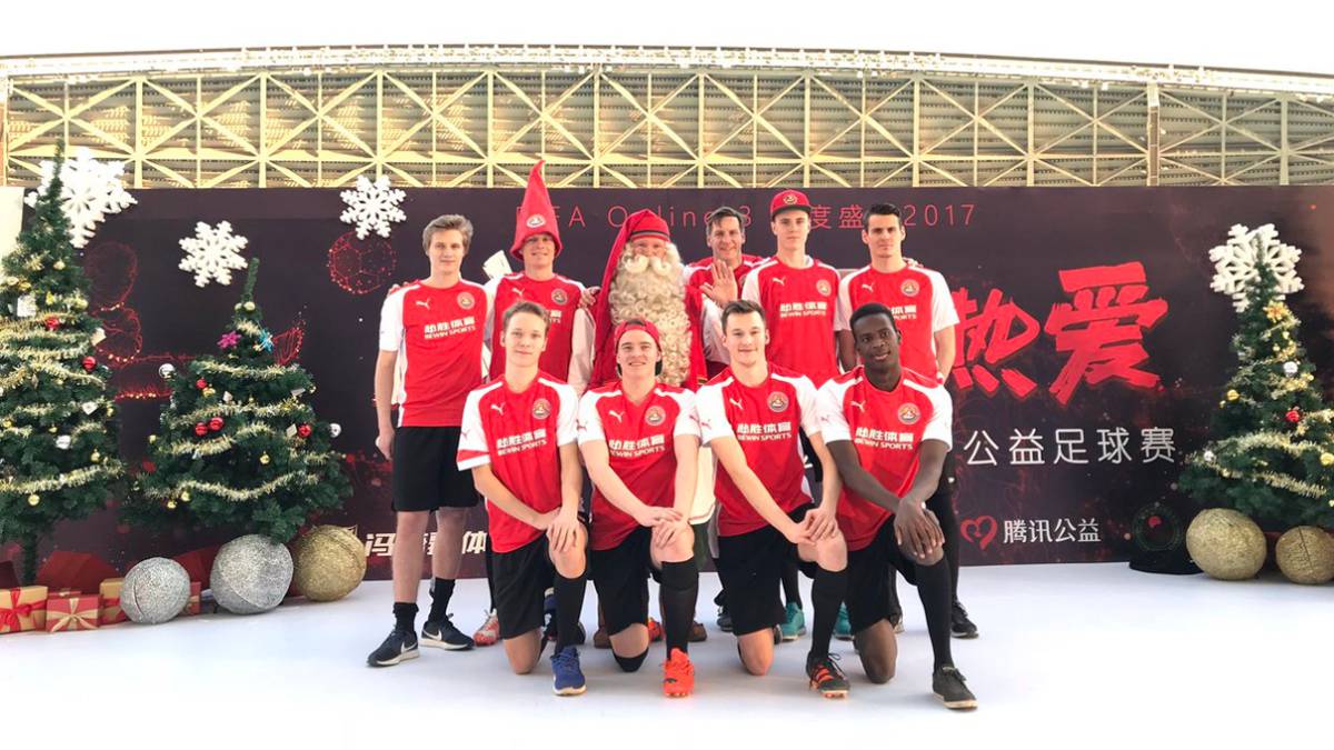FC Santa Claus, el equipo que rinde homenaje a Papá Noel