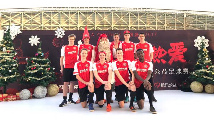 FC Santa Claus, el equipo que rinde homenaje a Papá Noel