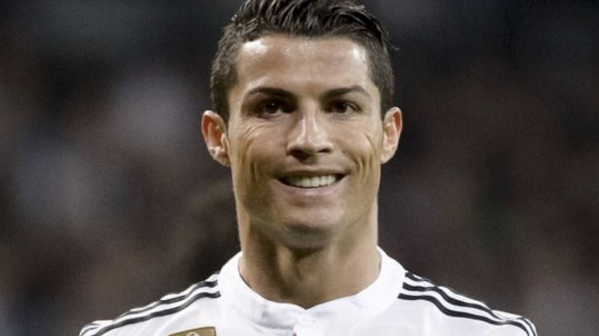 Cristiano Ronaldo busca casa y colegio en Londres, según prensa inglesa. Foto: Instagram