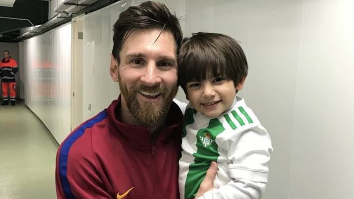 Messi, el ídolo del hijo de Andrés Guardado. Foto: Instagram