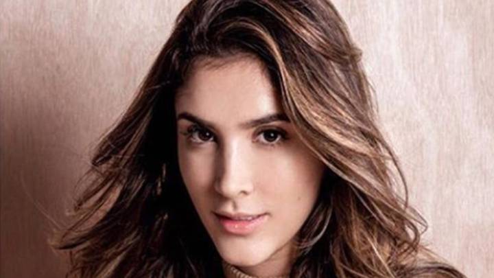 Posado de la jugadora de voleibol colombiana Daniela Ospina, hermana menor del portero del Arsenal David Ospina y exmujer del futbolista James Rodríguez. Foto Instagram @daniela_ospina5