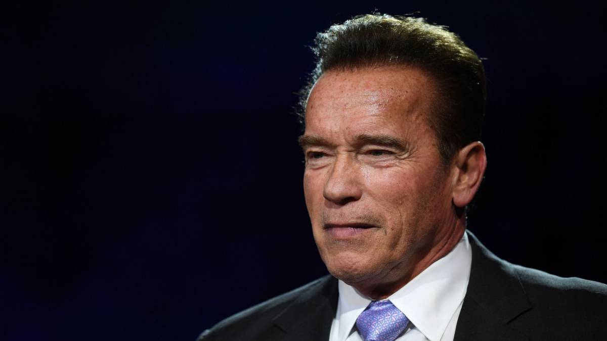Arnold Schwarzenegger durante una conferencia siendo gobernador de California. AFP/ERIC FEFERBERG