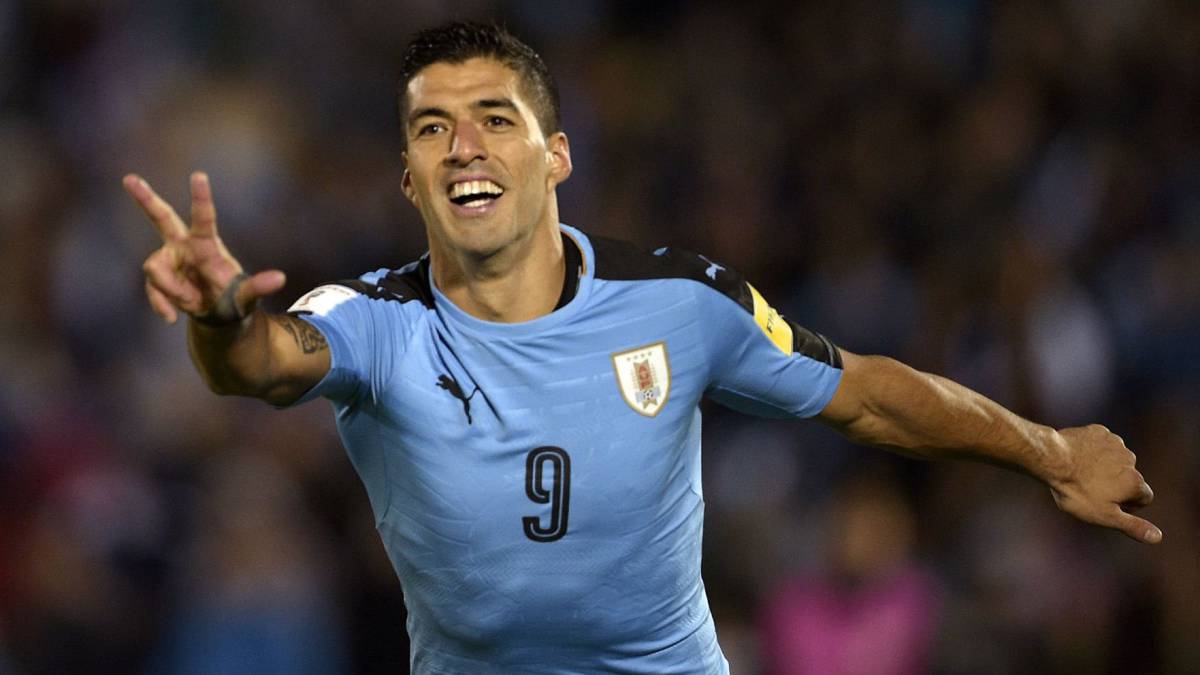 Luis Suárez celebrando un gol con Uruguay en un partido de clasificación al Mundial de Rusia. FOTO: MIGUEL ROJO/AFP
