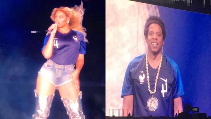Beyoncé y Jay Z con la camiseta de Varane.
