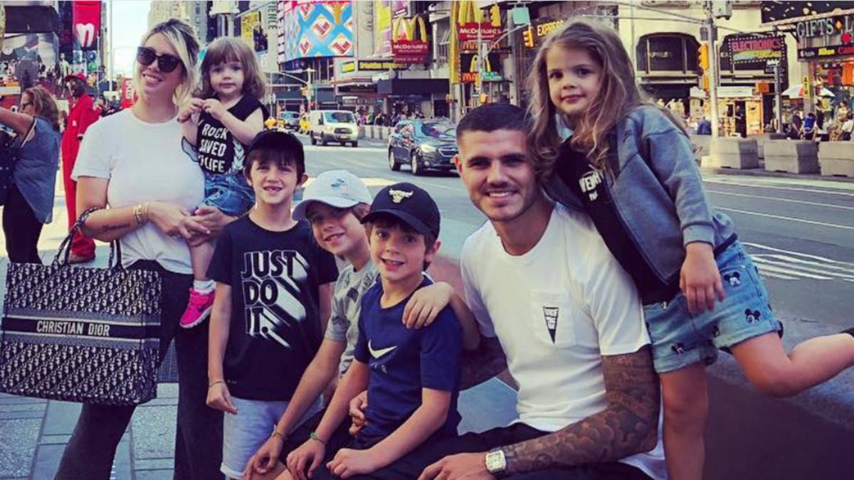 Wanda Nara y Mauro Icardi con sus cinco hijos en Nueva York. Foto Instagram @wanda_icardi