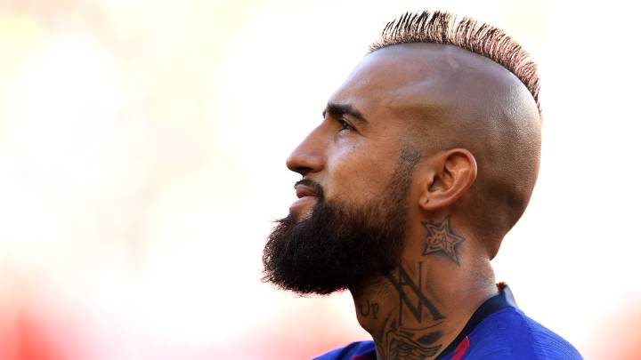Vidal aprovecha su día libre para apoyar a sus hijos en la vuelta al colegio