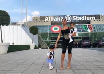 Georgina Rodríguez celebra el fin de la sequía de Cristiano junto a sus hijos