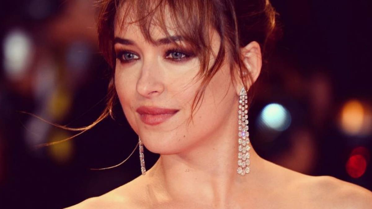 Dakota Johnson, obligada a desmentir su embarazo por culpa de unos globos