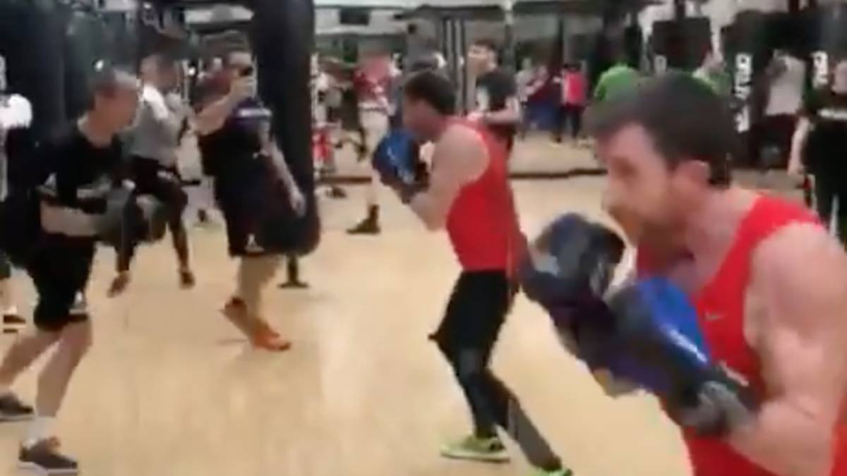 Pablo Motos boxeando.