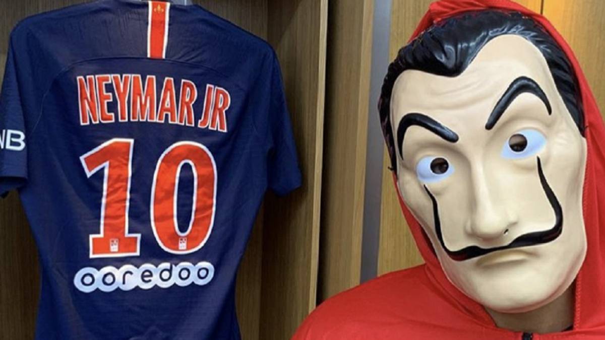 Neymar llegó al partido frente al Lille vestido de 'La casa de papel