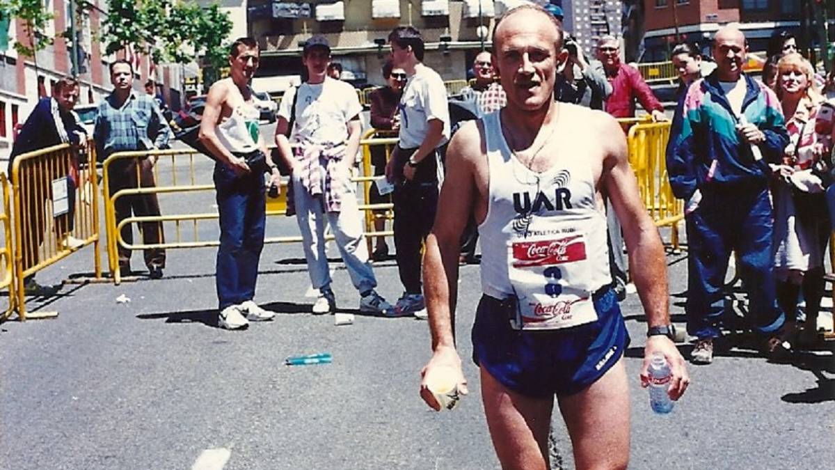 Manuel Murillo Sánchez, en una competición de atletismo de ultrafondo.