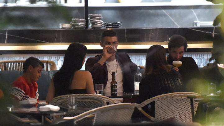 Ronaldo and Georgina drop €31,000 on wine in 15 minutes in London