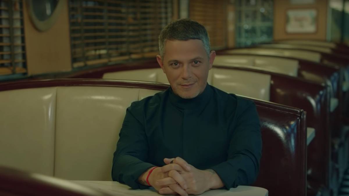 Alejandro Sanz en el videoclip de Yo no tengo nada.