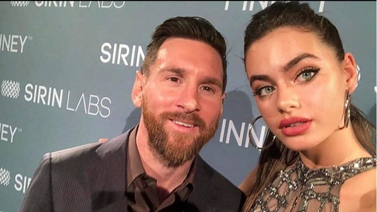Messi evita acercarse más de lo debido a una modelo, según las redes
