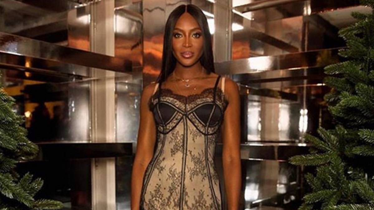 Naomi Campbell se hace Youtuber para que la vean como "una persona normal"