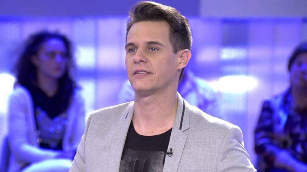 Christian Gálvez, objeto de la ira de historiadores por su exposición sobre Da Vinci