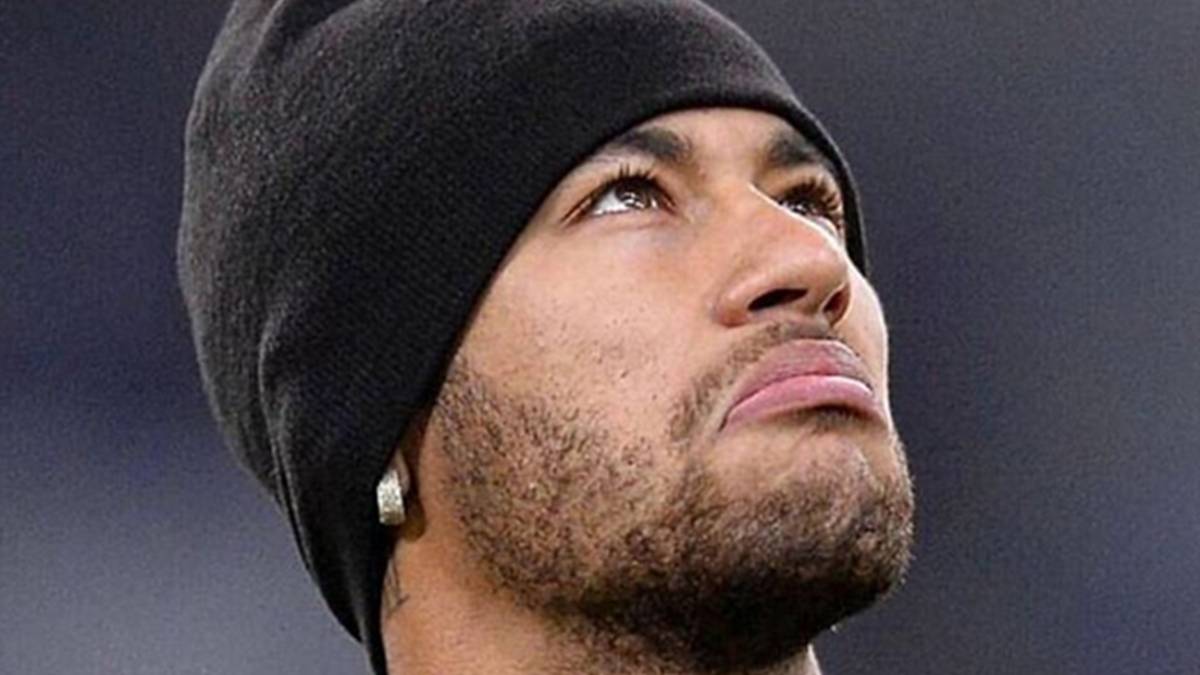 Estos son los "ídolos" de Neymar:
2 fueron jugadores del Madrid y 2 del Barcelona