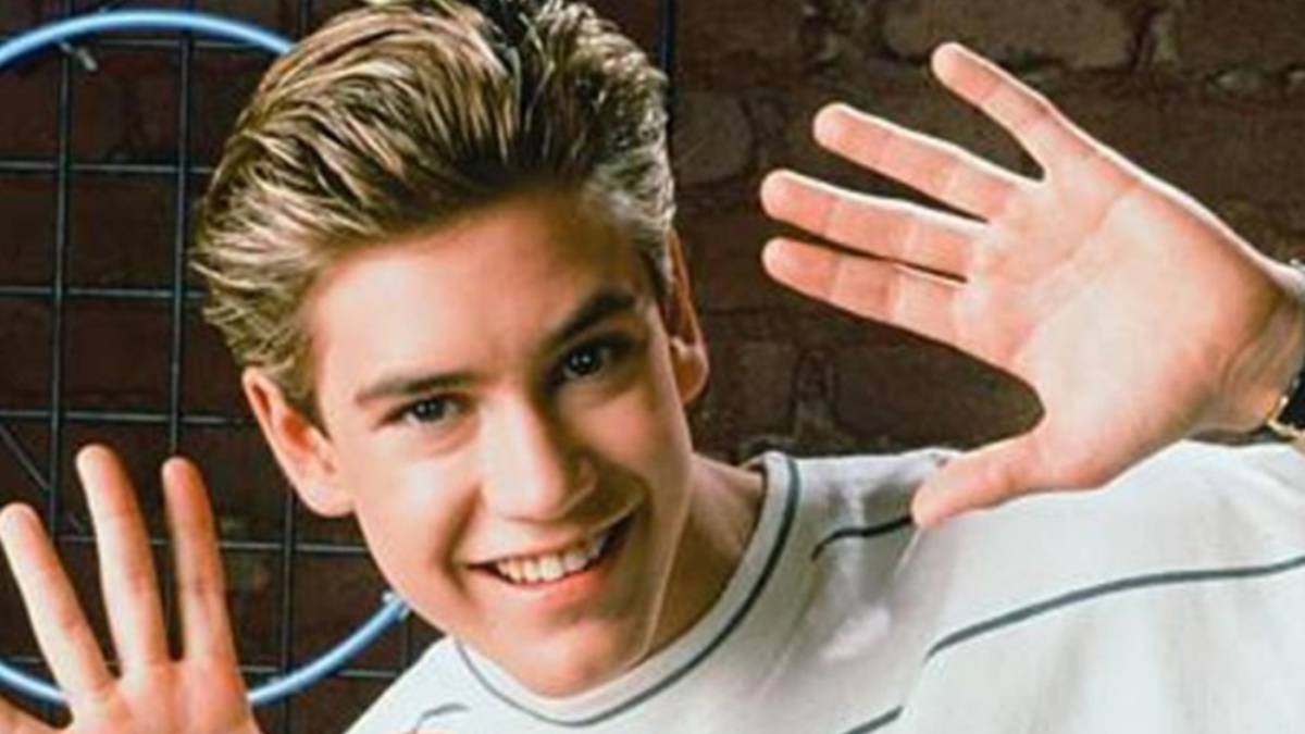 El actor estadounidense Mark-Paul Gosselaar durante su época en la mítica serie "Salvados por la campana" en la que interpretaba el papel de Zack Norris. Foto Instagram