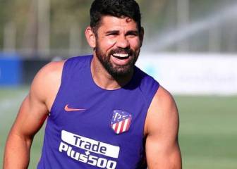 Diego Costa aparece con su ídolo tras la eliminación copera del Atlético