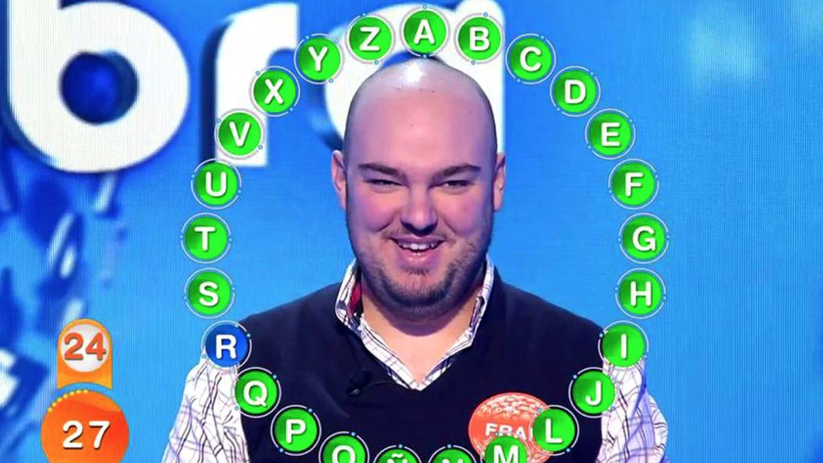 El Betis celebra el pase a semifinales de la Copa con Fran de Pasapalabra