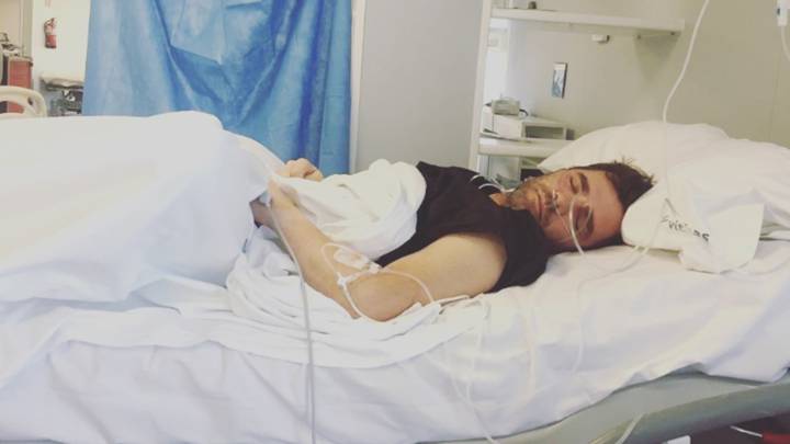 Fonsi Nieto en el hospital el 11 de febrero de 2019 al operarse por décima vez de la lesión que se produjo en su pie izquierdo tras sufrir un accidente en el circuito de Indianápolis en 2010. Foto Instagram @fonsinieto10