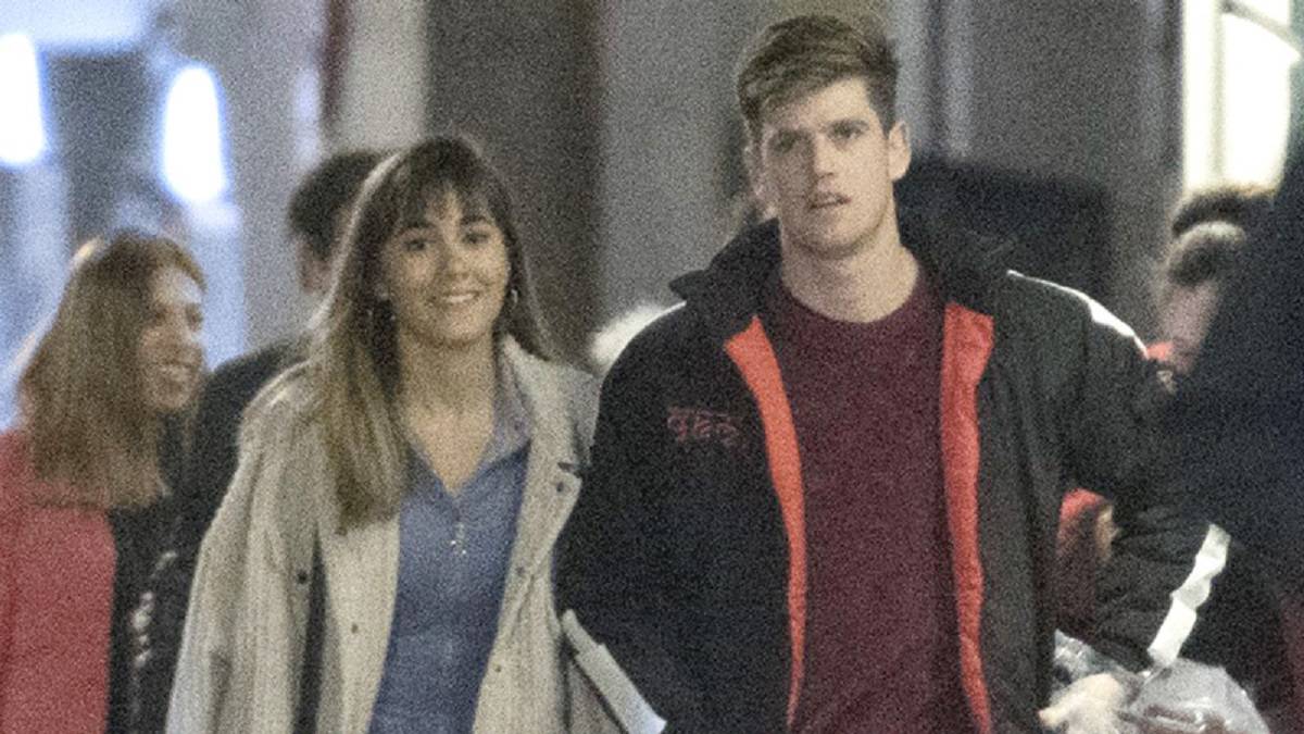 La curiosa imagen con la que Aitana confirma su noviazgo con Miguel Bernardeau