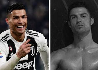 Ronaldo mixes recovery session with some underpants advertising
